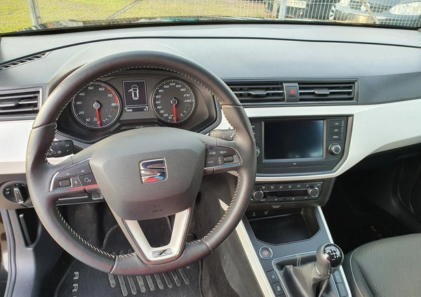 Seat Arona cena 67900 przebieg: 15000, rok produkcji 2020 z Nowe Brzesko małe 254
